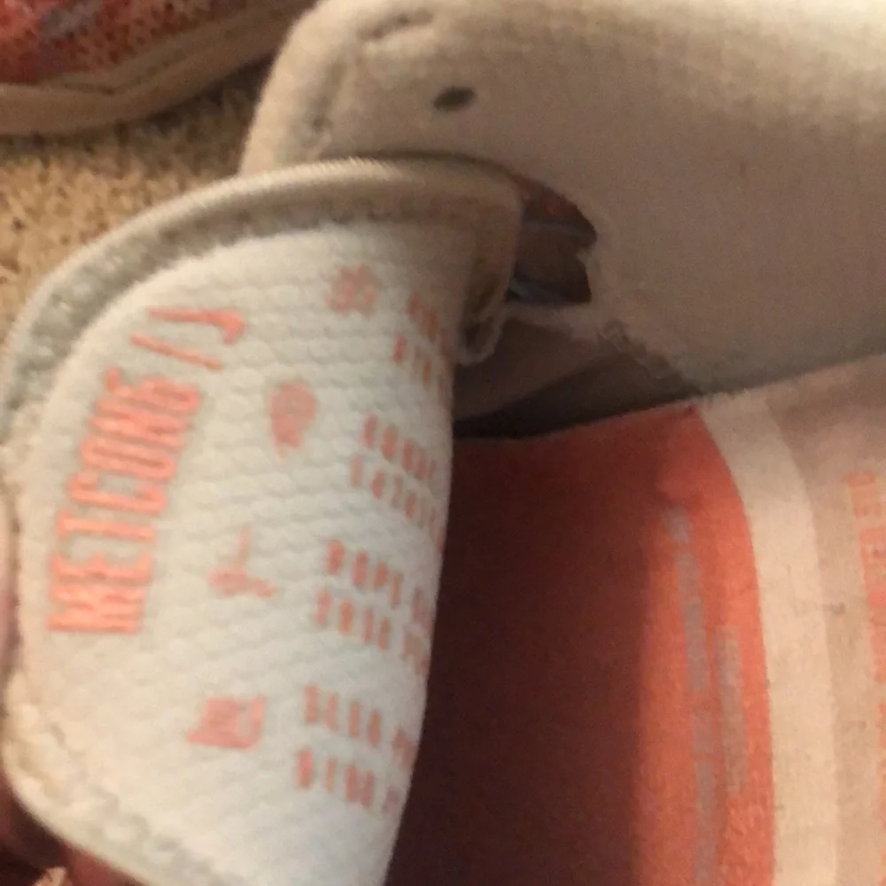 Multi colored Metcons - Picture 3 of 7